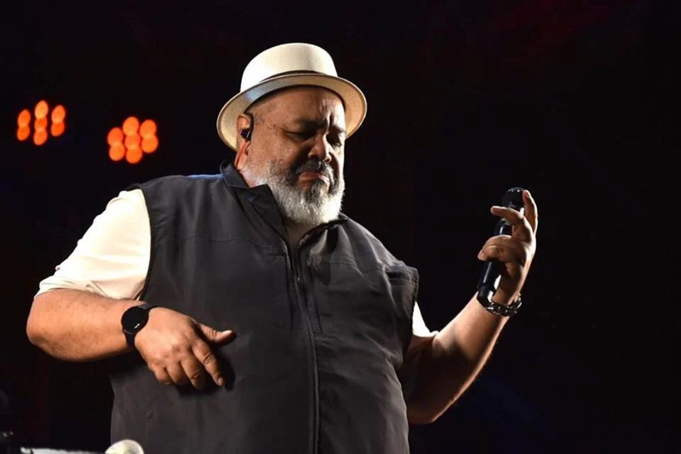 Jorge Aragão tem agenda de shows cancelada para realizar cirurgia 4