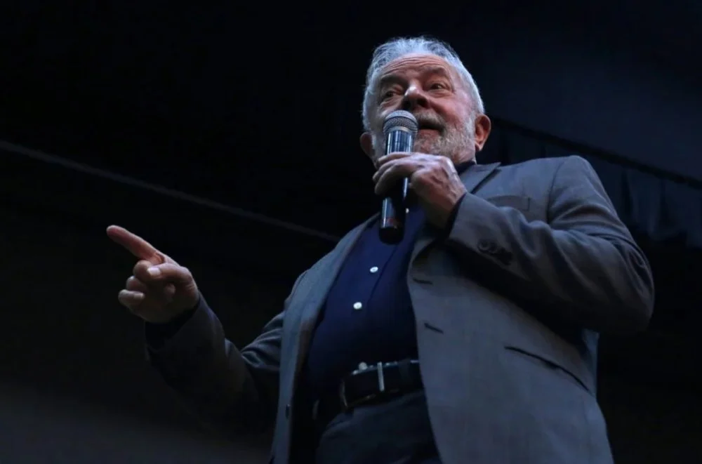 Pesquisa BTG/FSB: Lula oscila com 44%, enquanto Bolsonaro mantém 32% 7