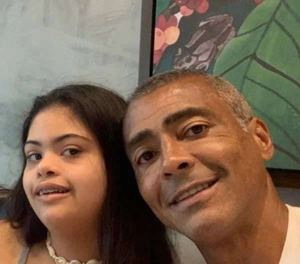 Romário diz sentir “misto de emoções” com o anúncio do namoro de Ivy 3