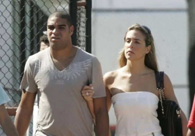 Ex-mulher de Jô revela que atacante tem 5 filhos fora do casamento 5