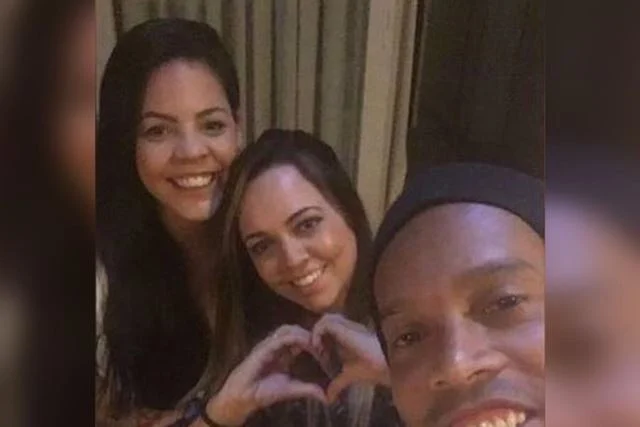 Ex-mulher de Jô revela que atacante tem 5 filhos fora do casamento 22