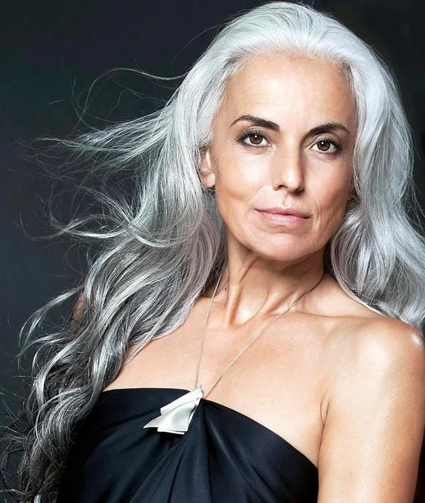 Dá para reverter? Médico revela 15 curiosidades sobre o cabelo branco 8