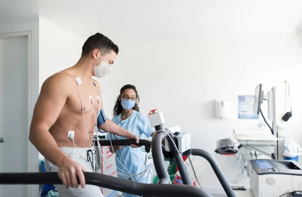 Estudo descobre células que ajudam coração a se regenerar após infarto 3