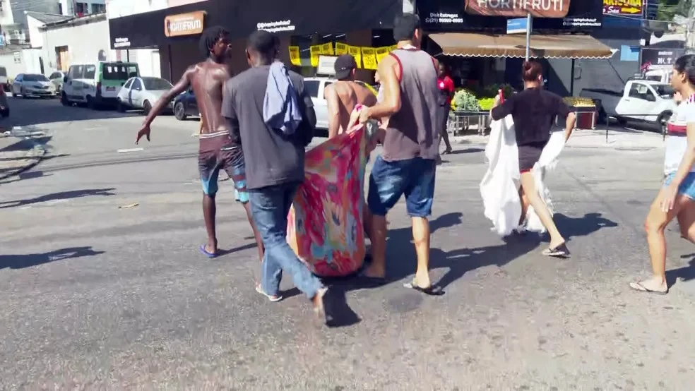 Entenda a escalada de mortes no Alemão em operação policial no Rio 10