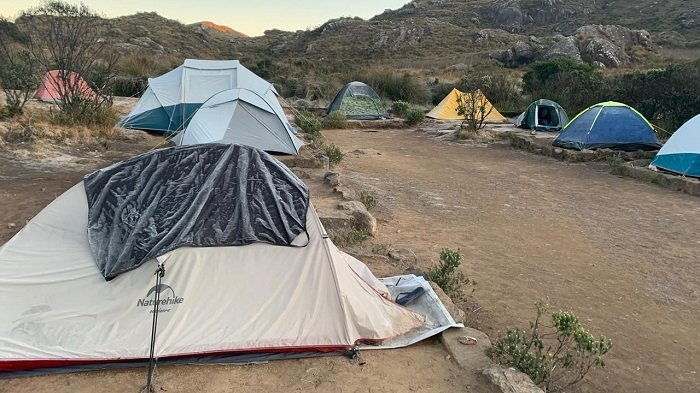 Fotos: lago congela após Parque Nacional do Itatiaia registrar -9ºC 3