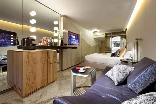 Juliette se hospeda em hotel com diárias de até R$ 54 mil. Veja fotos 2