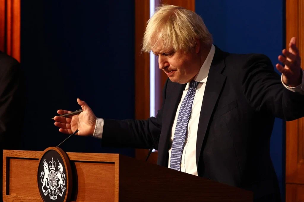 Boris Johnson: “Estou triste por desistir do melhor emprego do mundo” 2