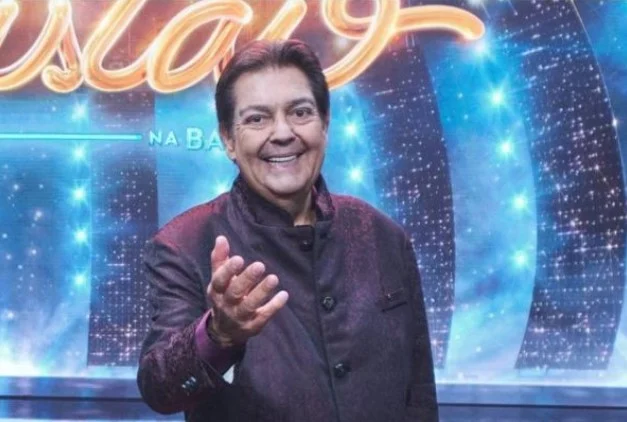 Cantora ameaça expor segredos do filho de Faustão e constrange jovem 7