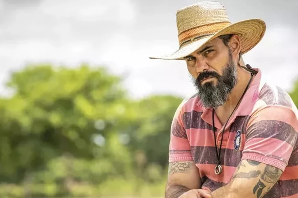 Esposa de Juliano Cazarré fala de recuperação da filha: “Mais um dia” 8