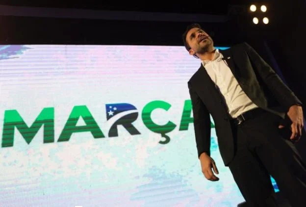 Pesquisa Ipec: Lula tem 44% no primeiro turno, contra 32% de Bolsonaro 12