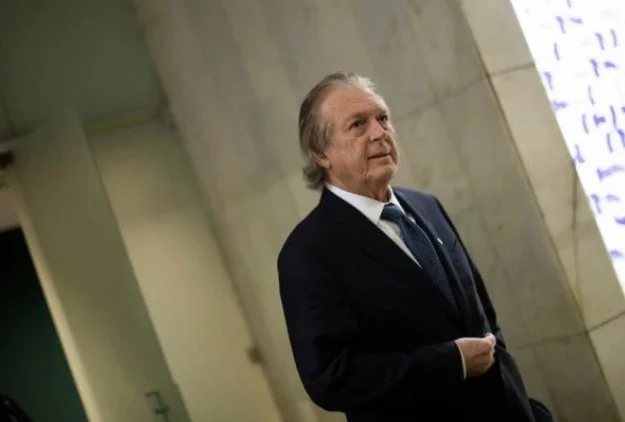 Lula tem 45% e Bolsonaro 33% no primeiro turno, aponta Quaest 10
