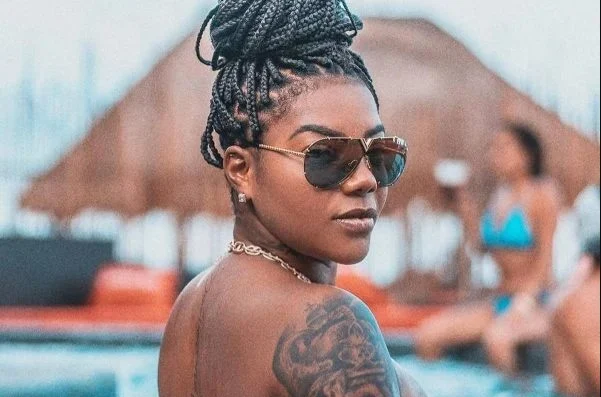 Ludmilla é criticada após revelar situação financeira: “Apaga” 10