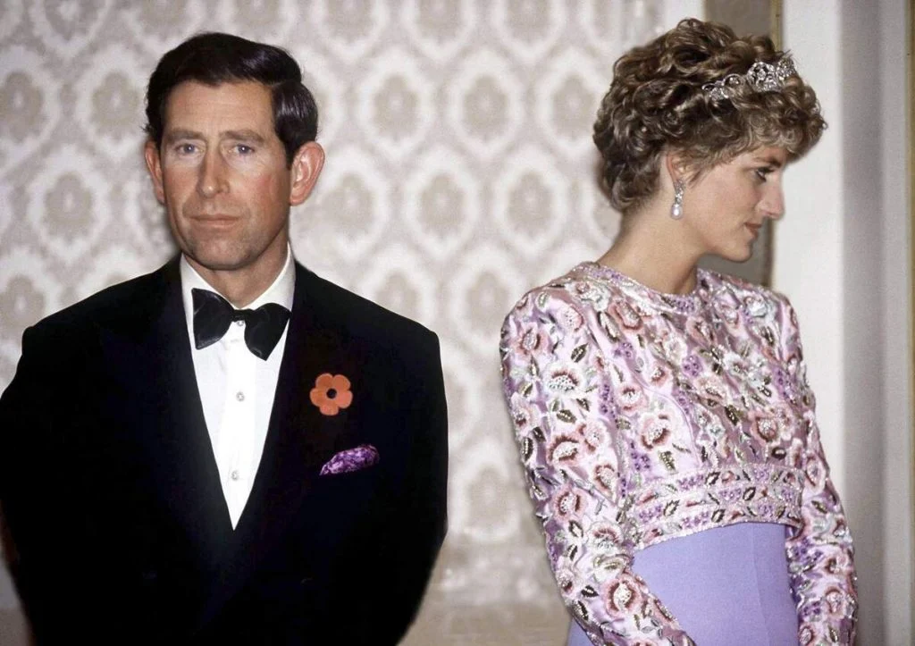 Traição e racismo: 5 polêmicas de Charles III, novo rei da Inglaterra 12