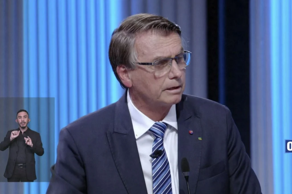 Debate é marcado por troca de ofensas e chuva de direitos de resposta 2