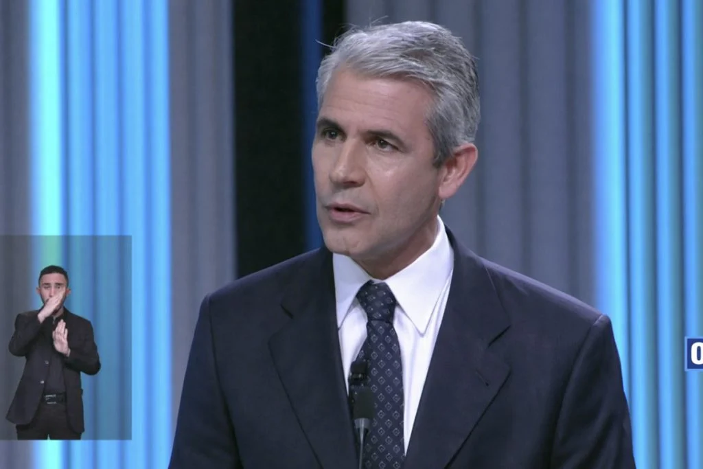 Debate é marcado por troca de ofensas e chuva de direitos de resposta 7