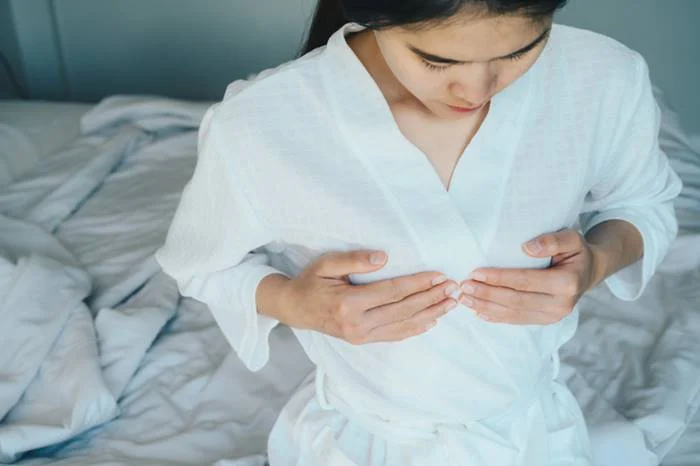 Câncer de mama: saiba qual o sinal de alerta menos conhecido da doença 7