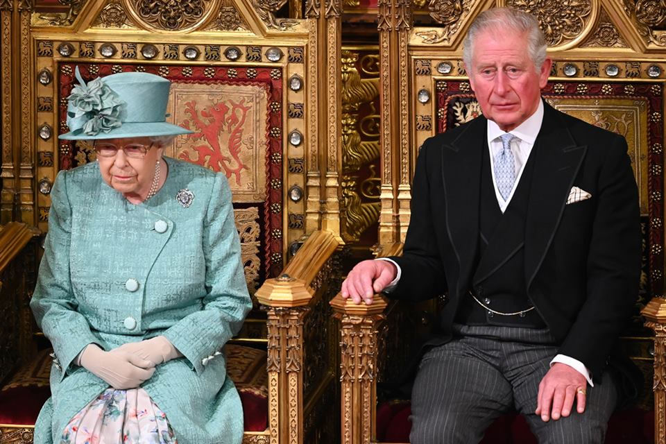 Morre a rainha Elizabeth II, aos 96 anos, após 7 décadas de reinado 12