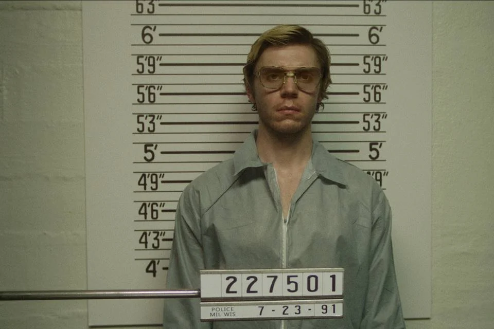 “Pura ganância”, diz irmã de vítima de Dahmer sobre série da Netflix 6