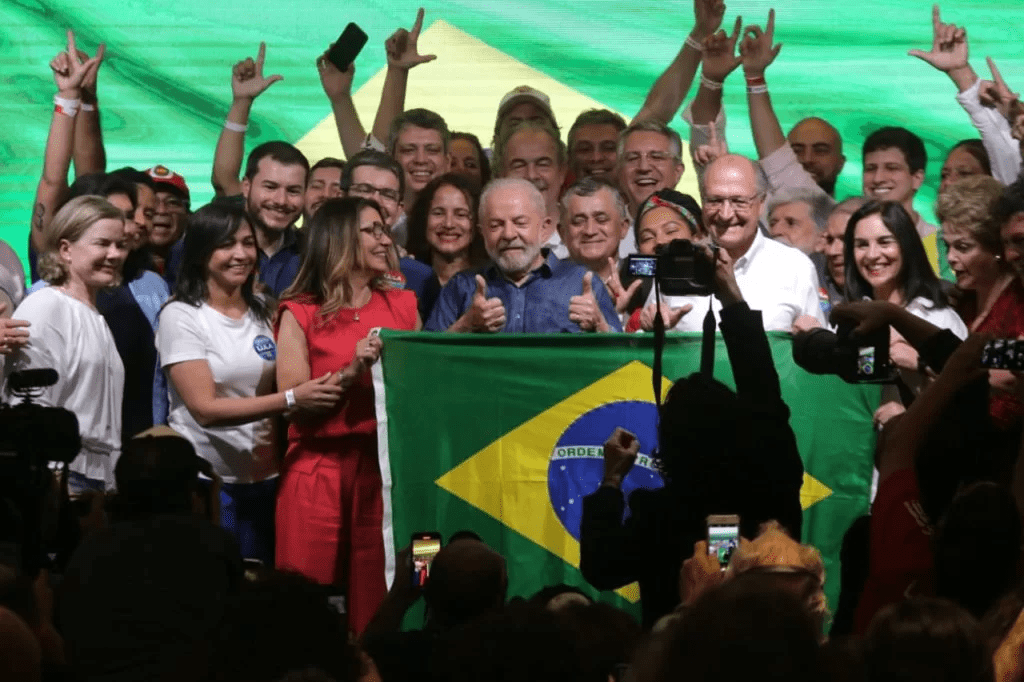 Lula: “Preciso saber se Bolsonaro vai permitir que haja transição” 5