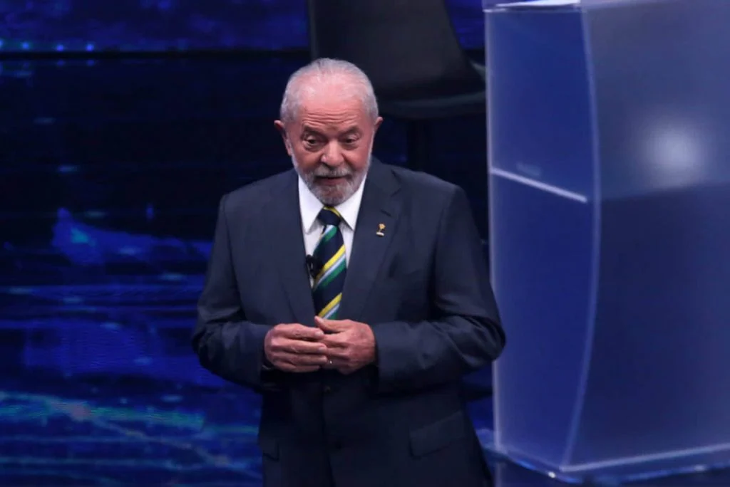 Em debate, Lula chama Bolsonaro de “ditadorzinho” e “rei da estupidez” 9