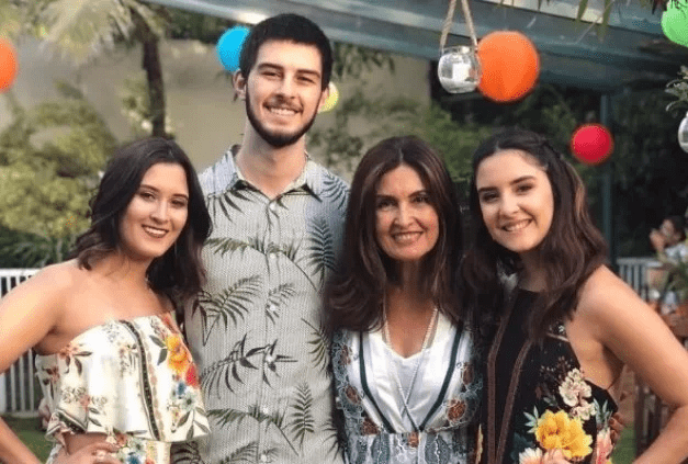 Fátima Bernardes diz que chora durante gravações do The Voice Brasil 13