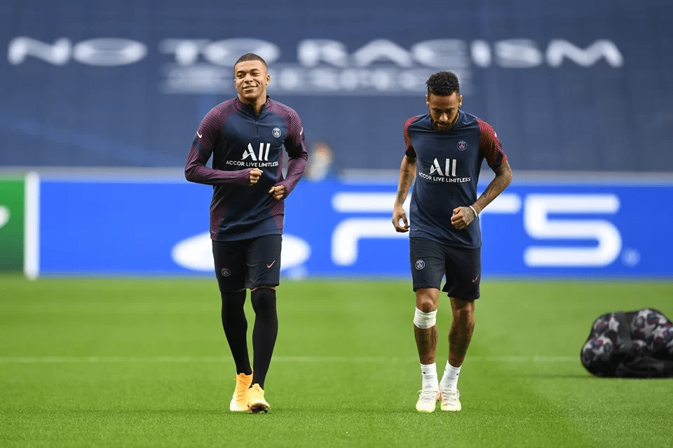 Irritação de Mbappé com o PSG foi motivada por falta de pagamentos 3