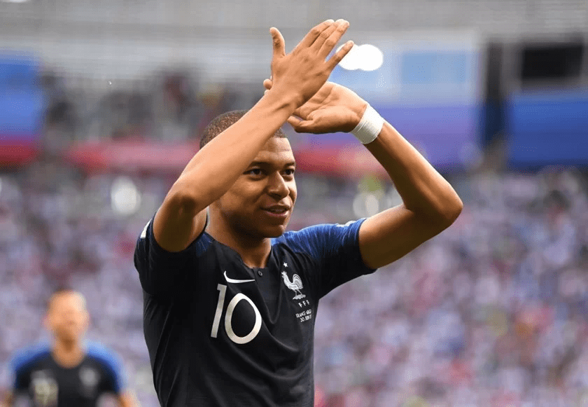 Irritação de Mbappé com o PSG foi motivada por falta de pagamentos 5