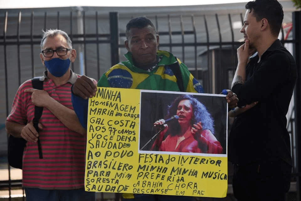 Corpo de Gal Costa chega à Alesp; velório será aberto ao público 3