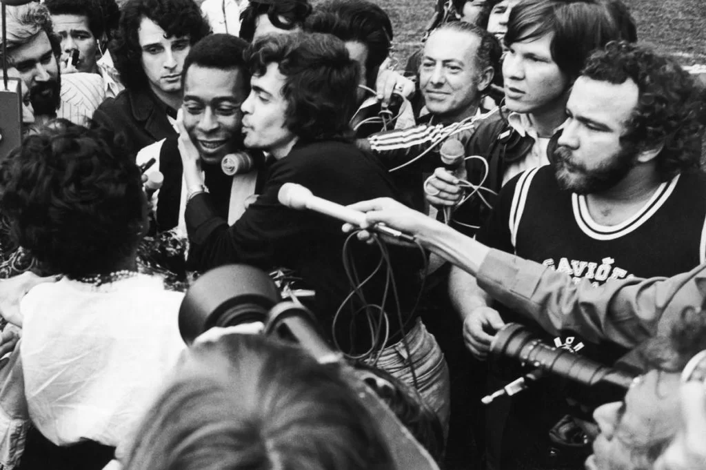 Pelé, o maior jogador da história do futebol, morre aos 82 anos 14