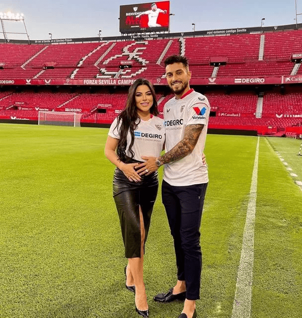 Esposa de Alex Telles chora após lesão tirar o atleta da Copa do Mundo 3