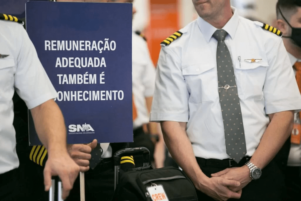 Aeronautas suspendem greve até domingo para análise de nova proposta 4