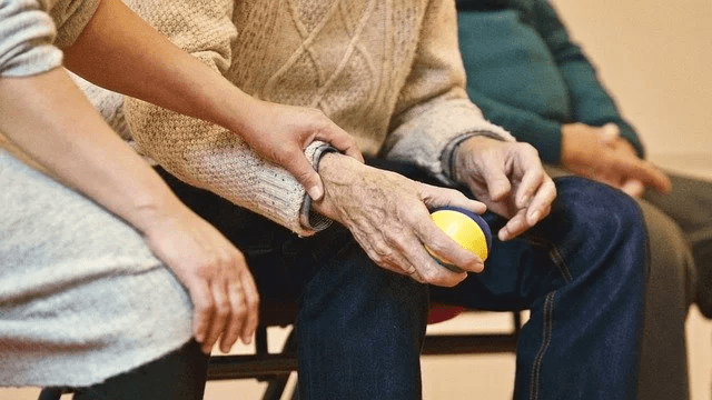 Quantos anos tem seu cérebro? Estudo cria ferramenta para calcular 15