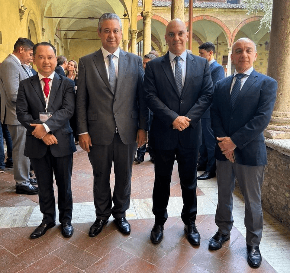Presidente do TCE-AM palestra em Fórum Internacional de Direito, na Itália, e estreita parcerias 2