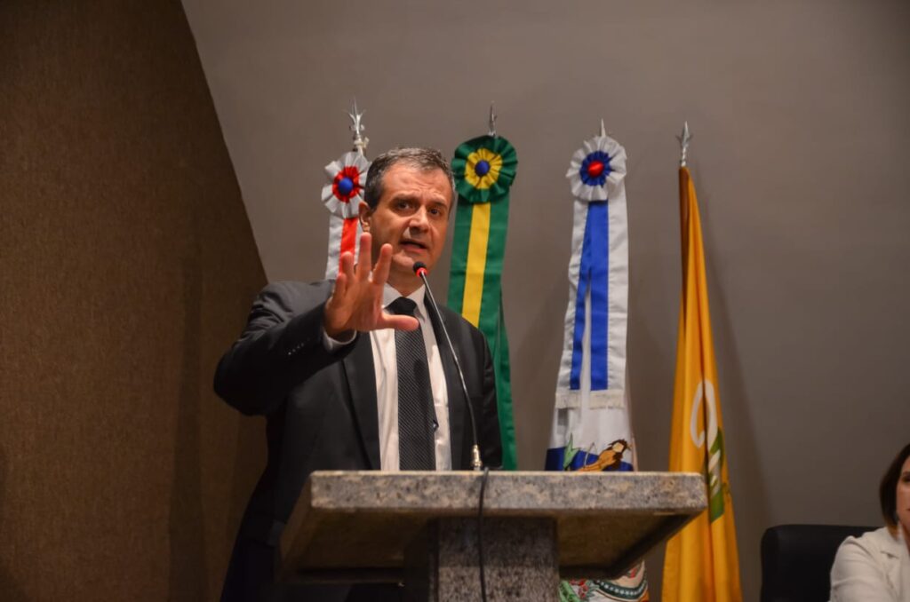 Marcelo Serafim se posiciona contrário ao aborto e critica quem defende projeto de Lei sobre tema. 2