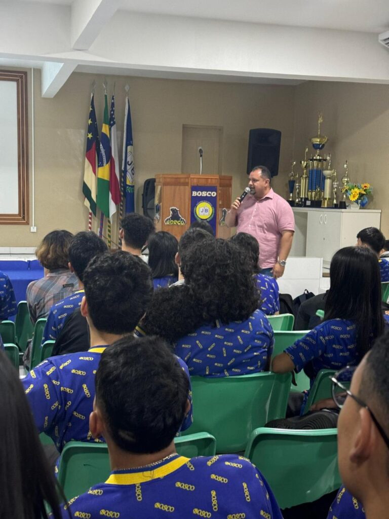 Pró-Vida: PC-AM promove palestras sobre o combate às drogas em escolas em Parintins e Nhamundá 2