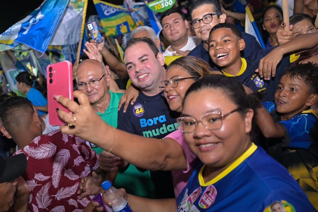 Onda 44': Roberto Cidade dobra preferência entre eleitores e empata tecnicamente com prefeito, diz pesquisa Quaest 3 Onda 44': Roberto Cidade dobra preferência entre eleitores e empata tecnicamente com prefeito, diz pesquisa Quaest 3