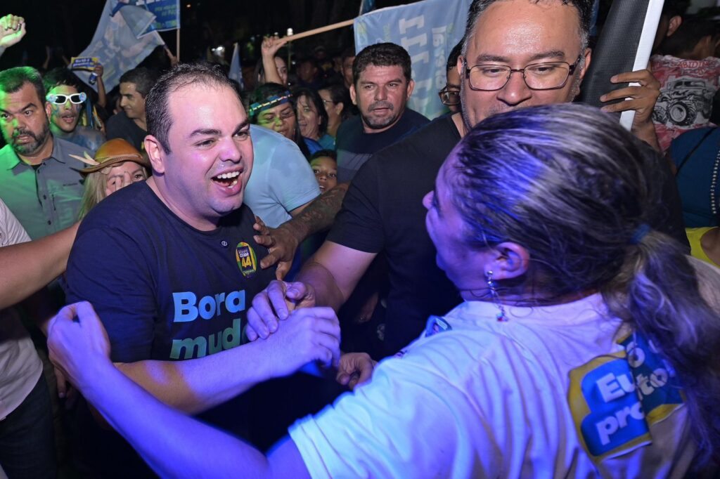 Roberto Cidade cresce, se distancia de adversários e empata no 2º turno, aponta pesquisa 2