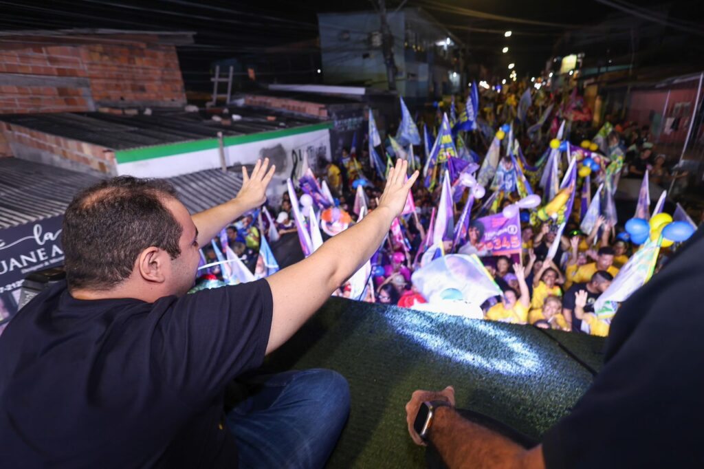 Roberto Cidade reúne multidão em eventos de campanha no Japiim e Mutirão nesta terça (1º) 3