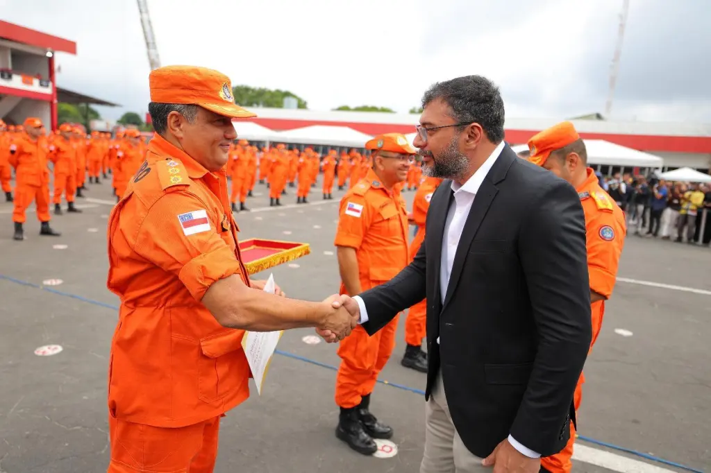 Wilson Lima realiza formatura de 200 novos soldados do Corpo de Bombeiros que vão reforçar serviço operacional no Amazonas 2