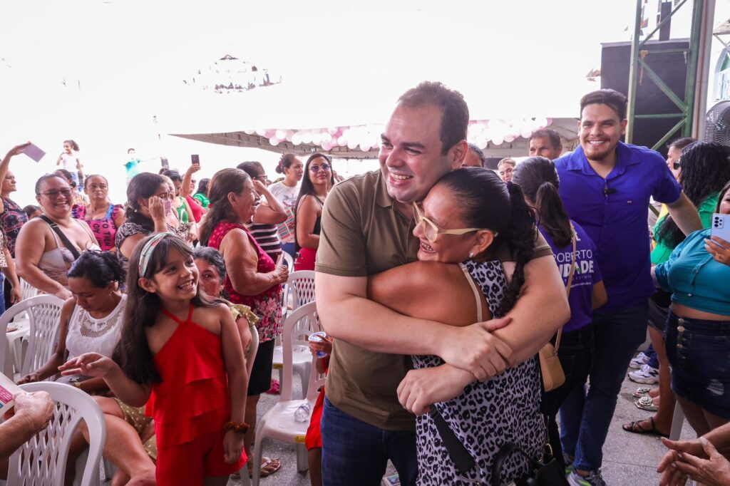 Roberto Cidade leva emoção e reconhecimento às mães das zonas Sul e Oeste de Manaus 3