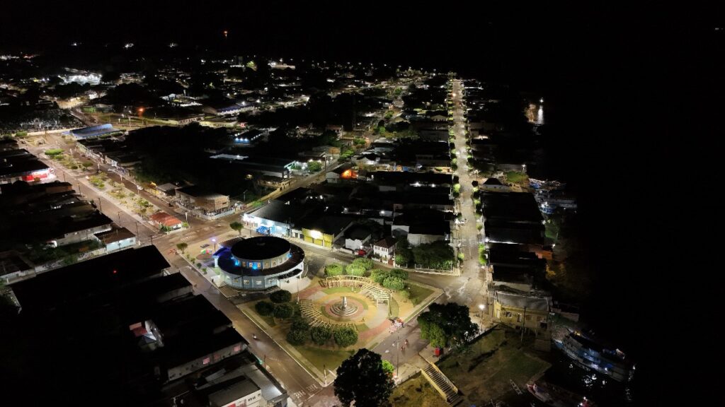 Governo do Amazonas implanta mais de 2,9 mil pontos de iluminação de LED em Maués 2