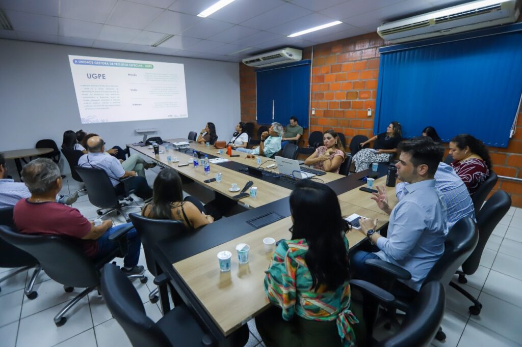 UGPE apresenta Prosamin+ a consultores da Finatec que atuam no Plano Municipal de Saneamento Básico 3