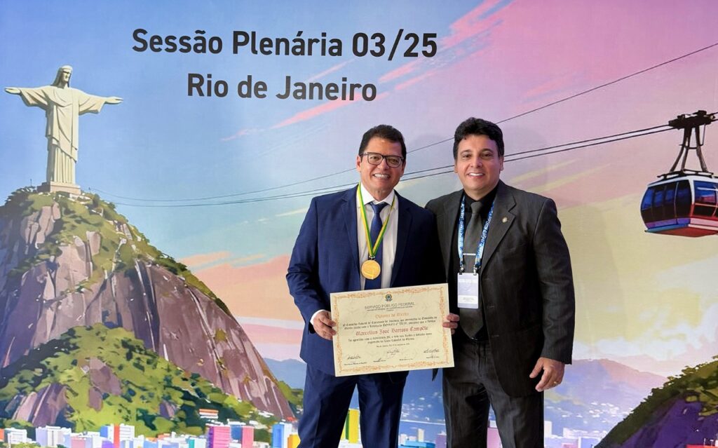 Governo do Amazonas recebe reconhecimento pela promoção de políticas habitacionais no estado 3