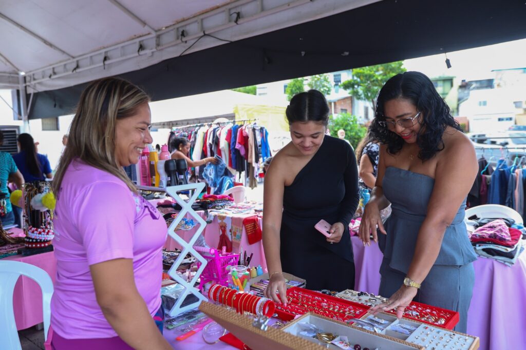Bazar das Mulheres Empreendedoras do Prosamin+ ajuda a impulsionar a renda de beneficiárias do programa 2