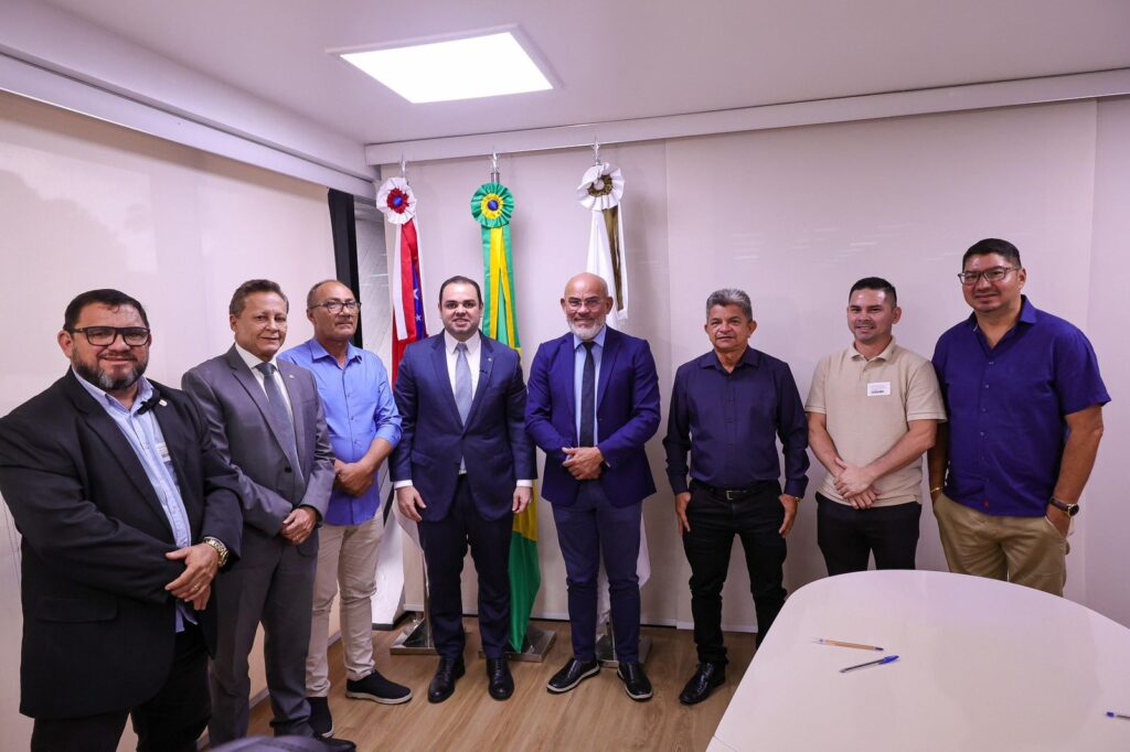 Presidente Roberto Cidade fortalece Câmaras do interior com assinatura de novos termos de cooperação 2