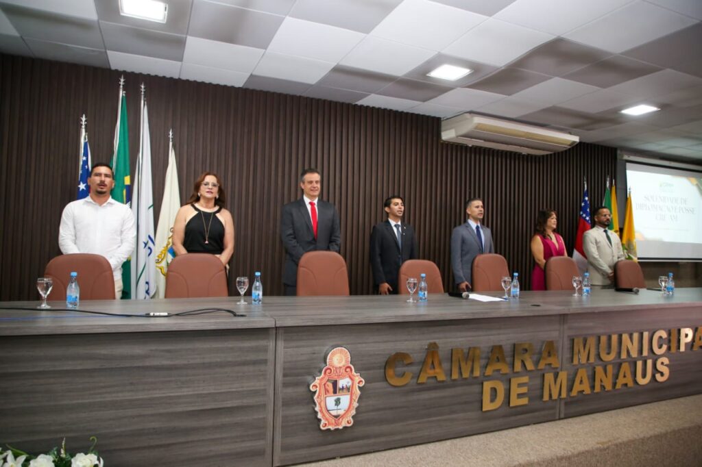 Vereador Marcelo Serafim prestigia solenidade de posse da nova diretoria do CRF-AM 5