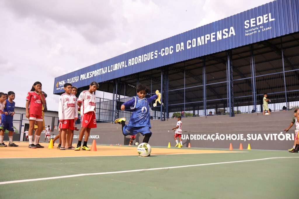 Reformas ampliam acesso ao esporte e lazer na Compensa com ações do Governo do Amazonas 5
